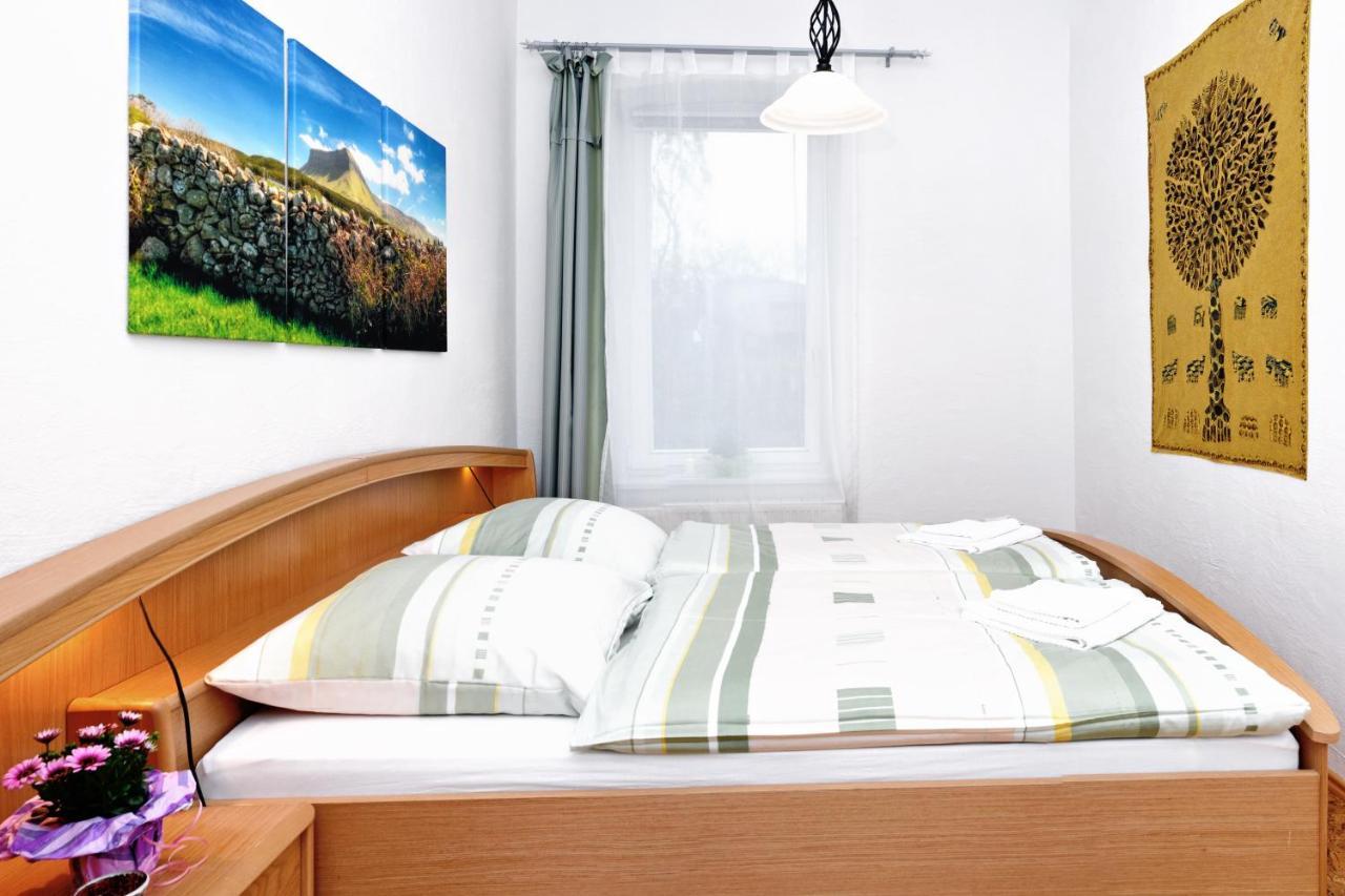 Ferien Auf Tippen Hof Apartment Блекеде Екстериор снимка